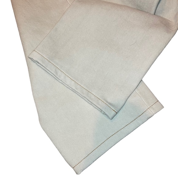 Good American Good 90s Icon Straight Leg Jeans in Bone - Picture 9 of 16